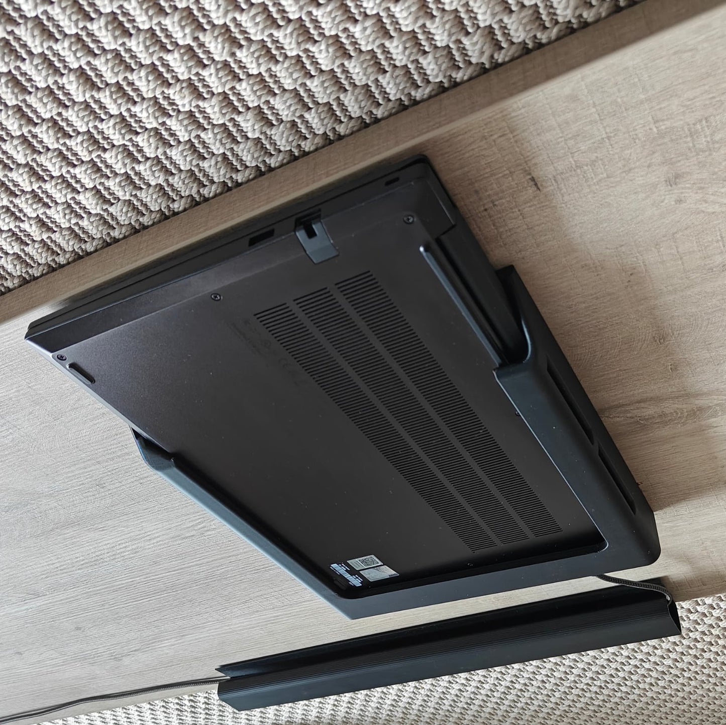 SlideUnder - Standard (Lenovo)